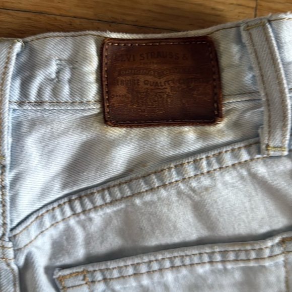 Levi's Rib Cage Wide Leg - Light Wash, Size 23/32 - Picture 3 of 17